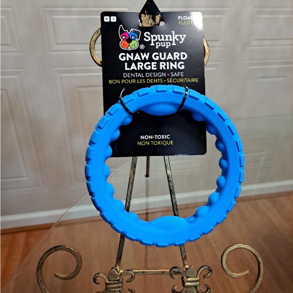 - Brand New Spunky Pup Gnaw Guard Large Ring.